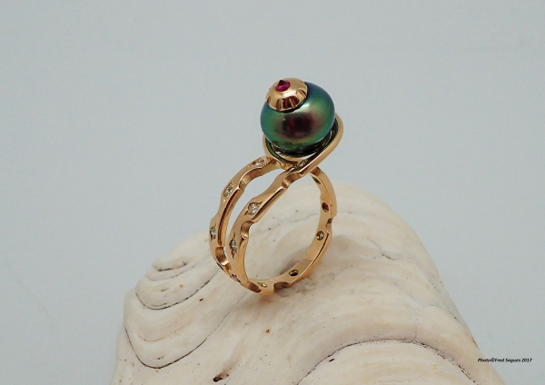 "Spirale", d'Olivier Roussely, 1er prix du bijou de moins de 100 000 Fcfp